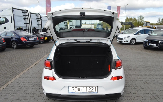 Hyundai I30 cena 29889 przebieg: 362101, rok produkcji 2017 z Sławno małe 154